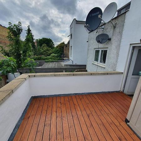 2 Bed Room Flat Near Westfield, West London Exterior photo